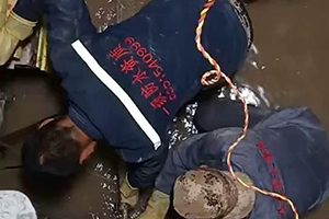 滨州电梯井堵漏施工视频